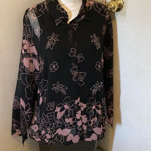 Blouse - Picture 1 of 5